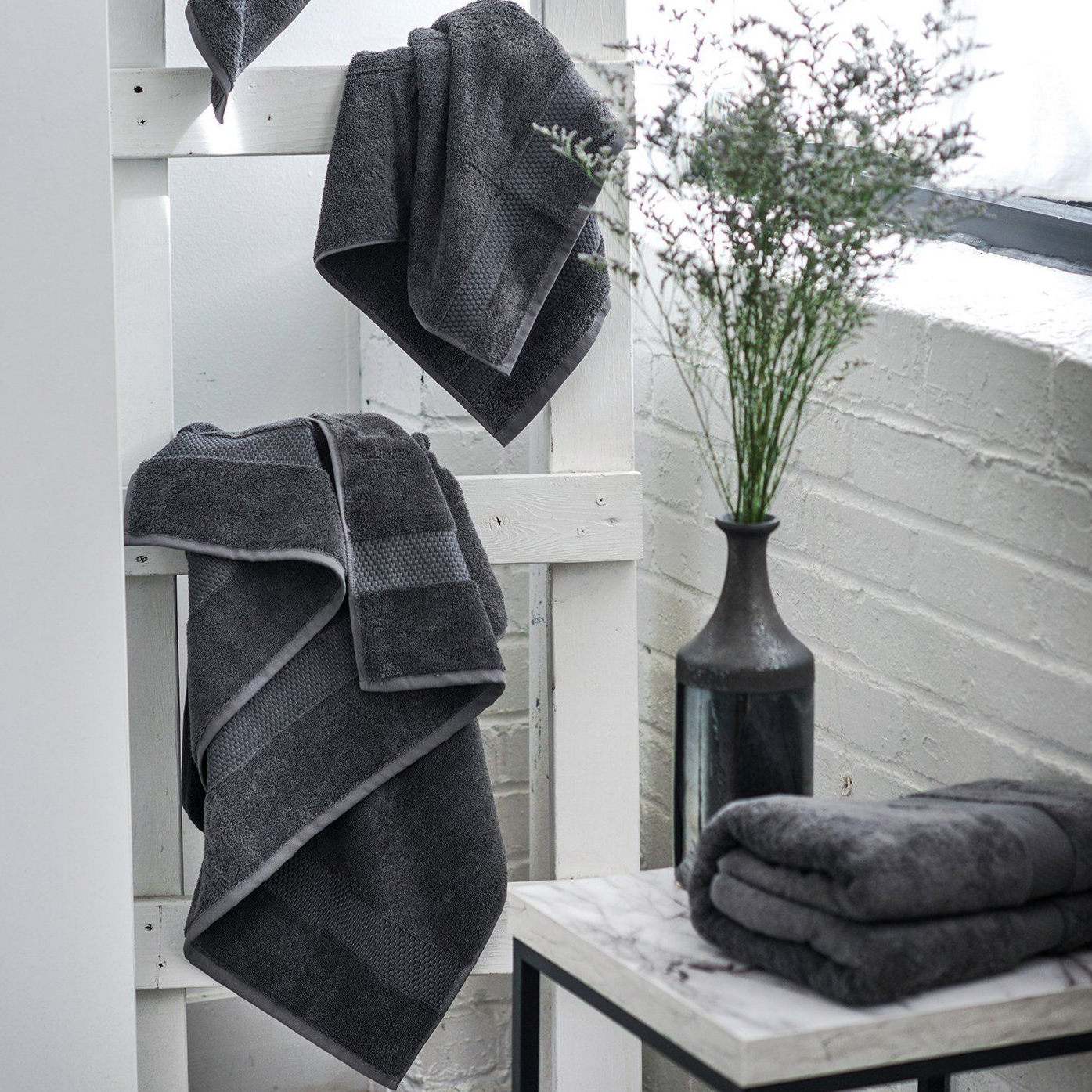DARK GREY