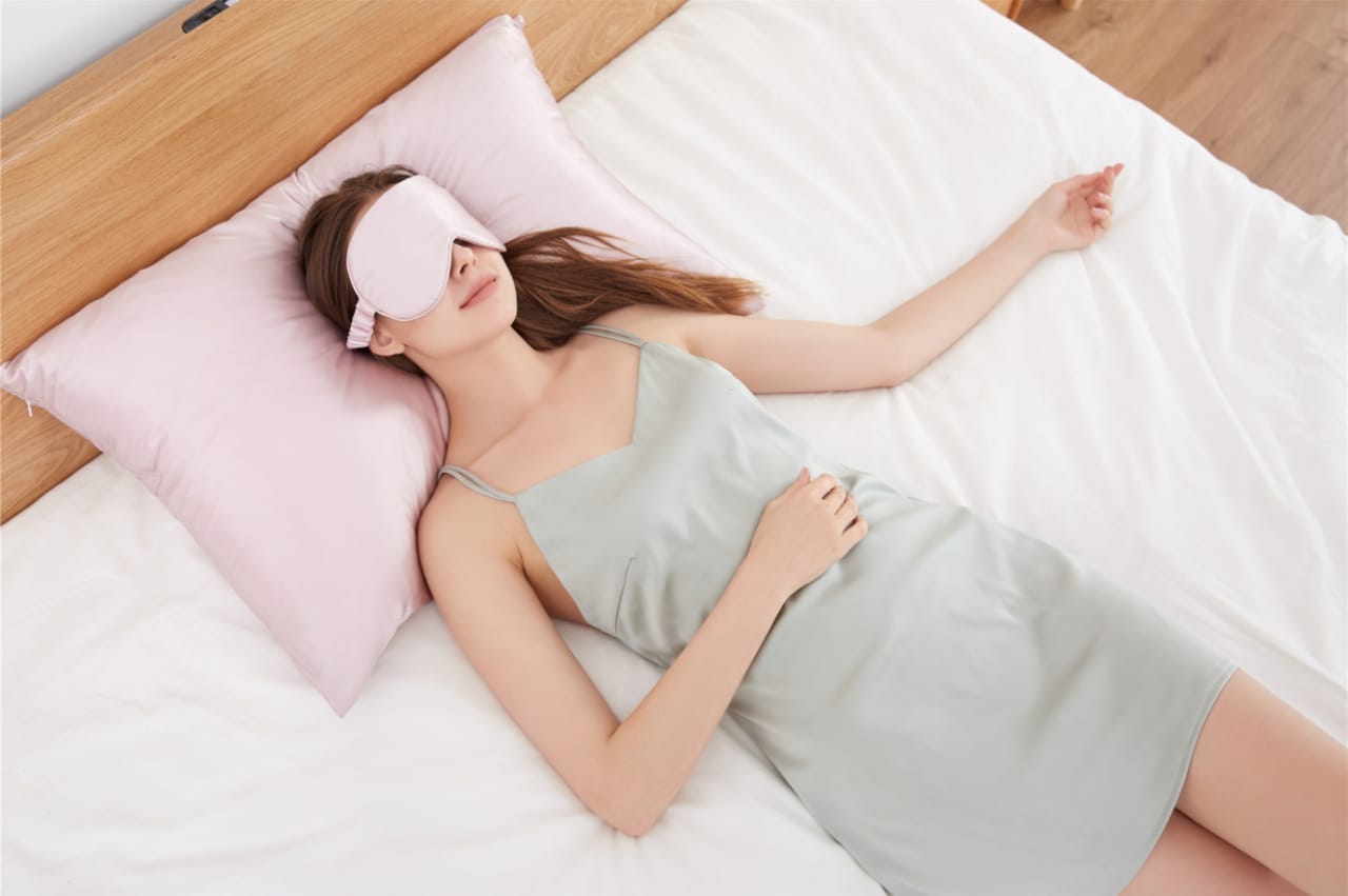 Mulberry Silk Sleep Eye Mask